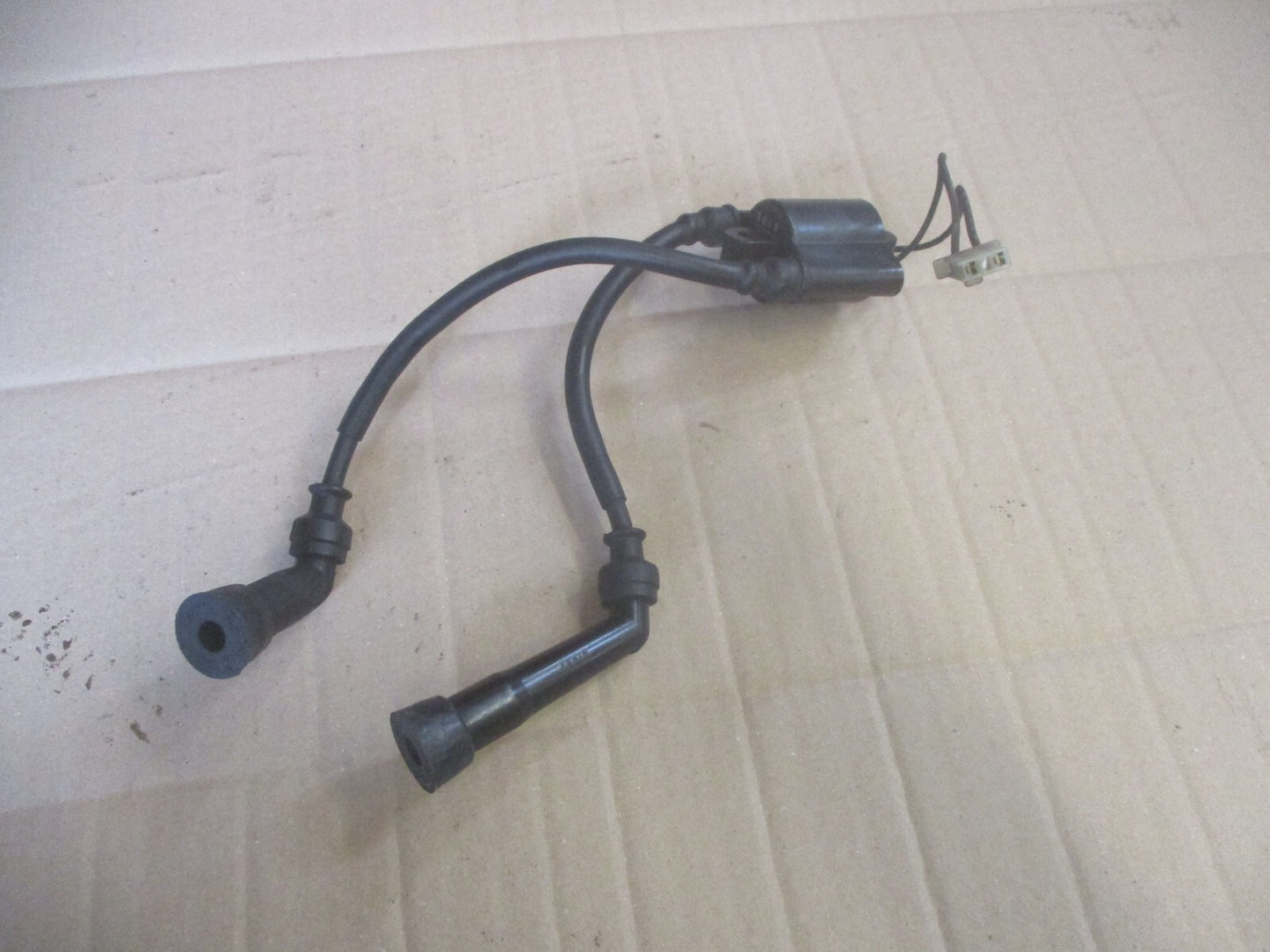 Bobine HT pour Suzuki 650 DR RS SE - SP44A