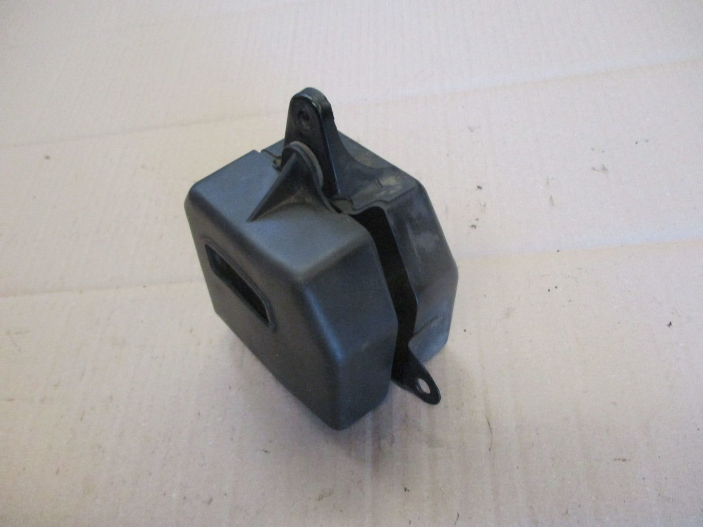 Support batterie + cache pour Honda 125 XLS - XR