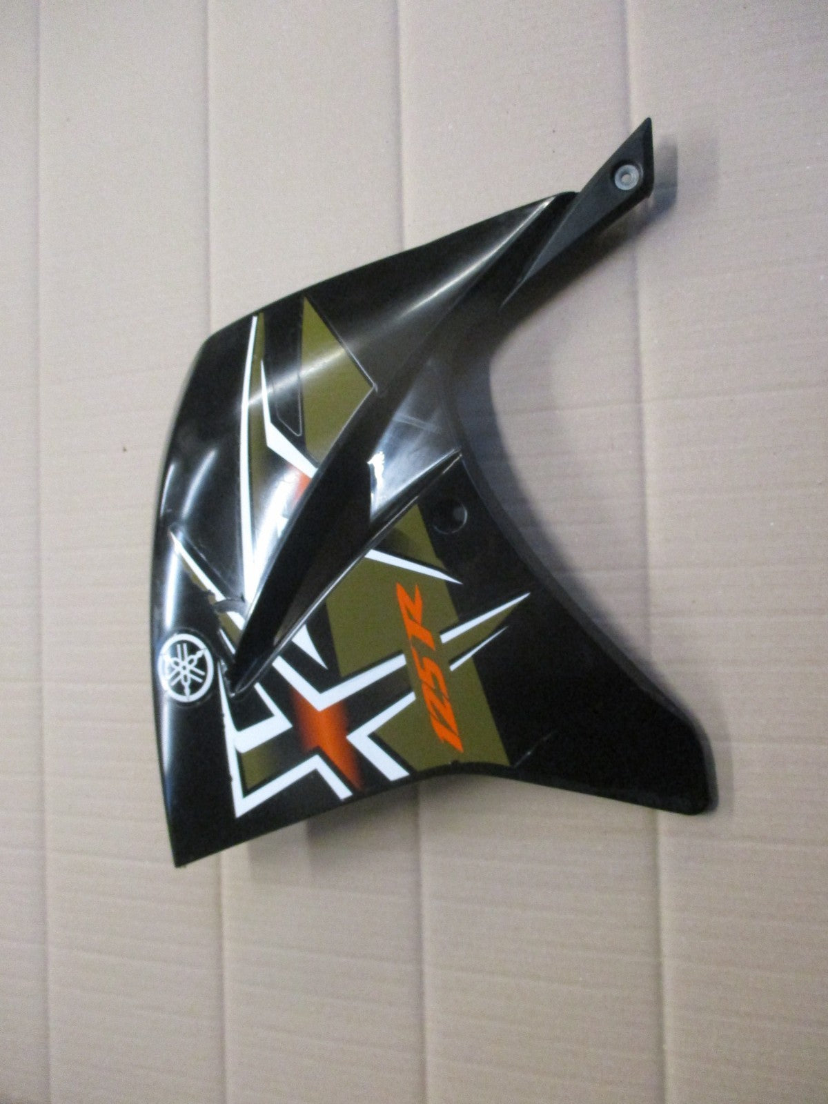 Flanc de réservoir gauche pour Yamaha 125 XTX - XTR