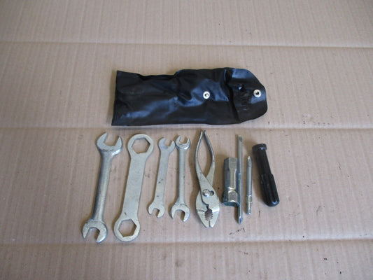 Pochette outils + outils pour Yamaha 125 SR - 10F