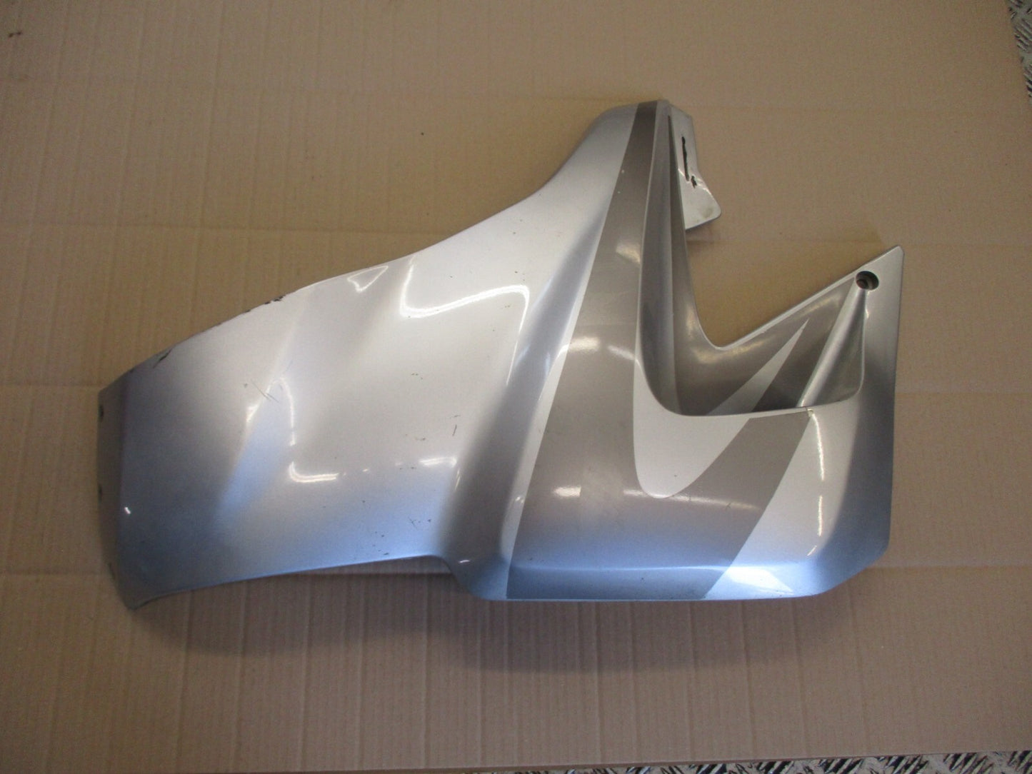 Flanc de carénage gauche pour Yamaha 125 TDR - 4FU / 5AE