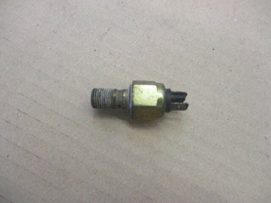 Contacteur de frein avant pour Yamaha 125 XTX - XTR