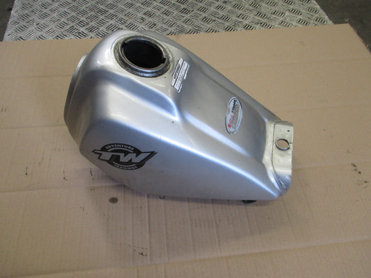 Réservoir d'essence pour Yamaha 125 TW - DE01