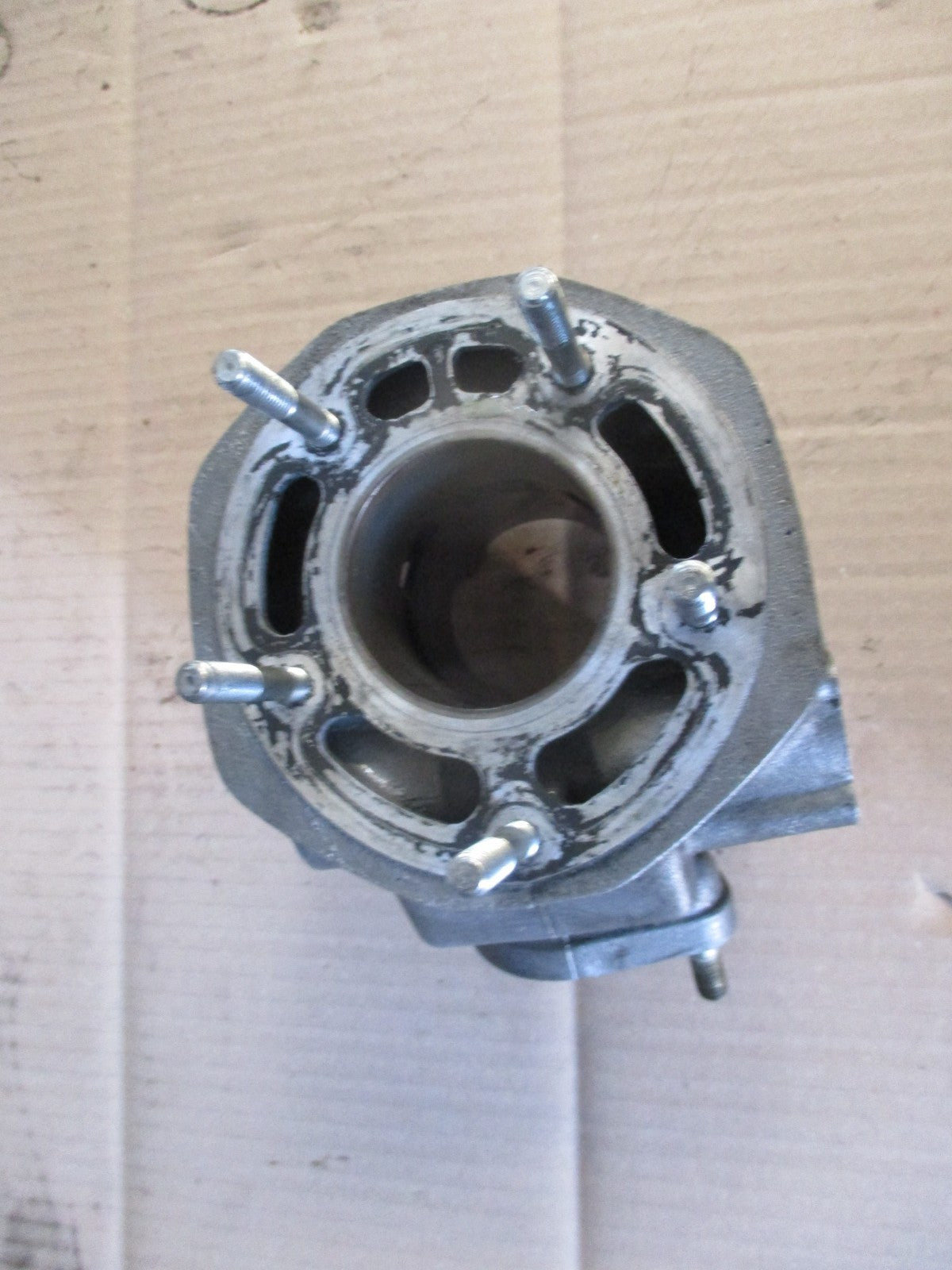 Cylindre 57.00 mm, bon état, prêt à monter, pour Yamaha 125 TZR - 2RL