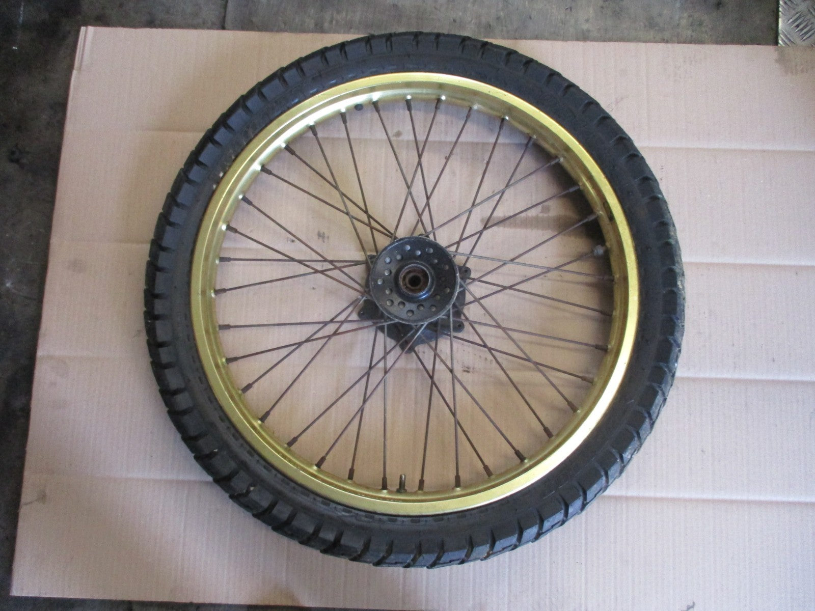 Roue avant pour Yamaha 600 XT Ténéré - 43F - 34L - 55W - 1VJ - 2KF