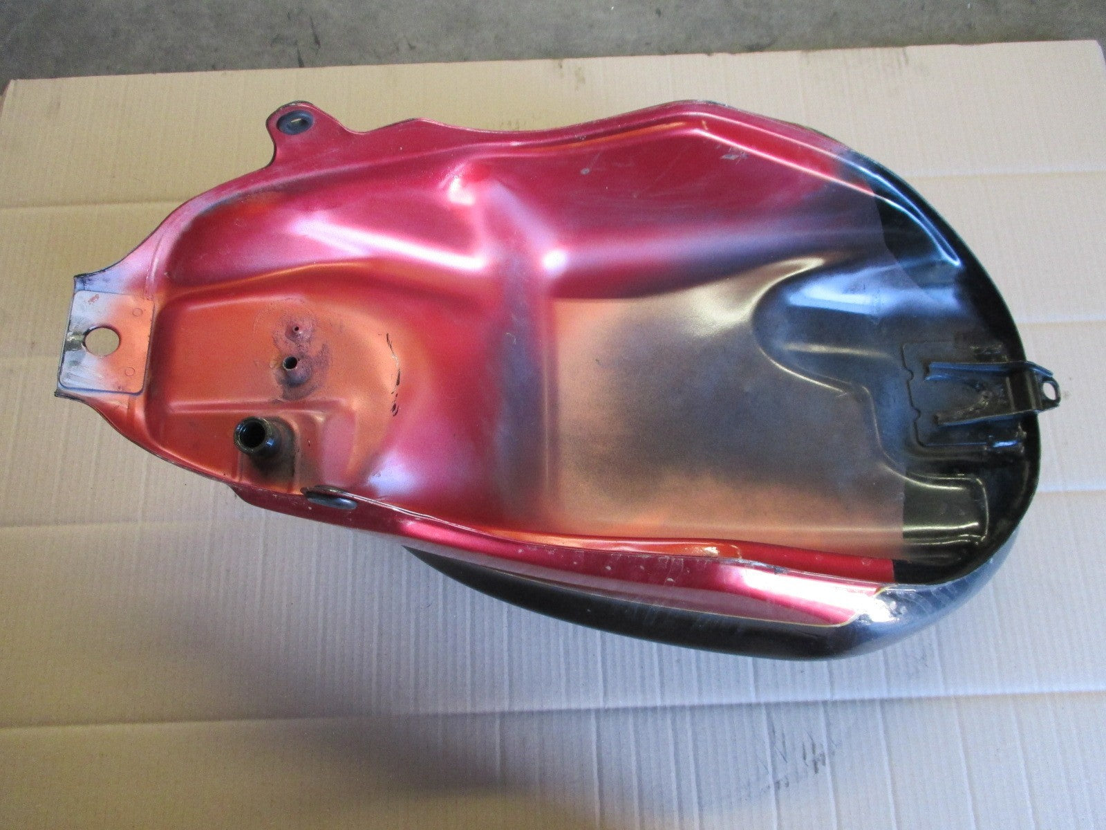 Réservoir d'essence pour Honda 650 NTV REVERE - RC33