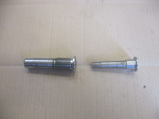 Axes de bras oscillant pour Honda 750 VFR - RC24