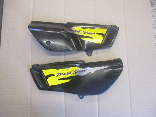 Caches latéraux pour Suzuki 125 DR - SF44A