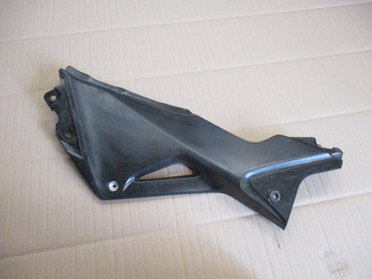 Cache latéral droit pour Honda 125 CBR - JC50 - 2011 / 2018