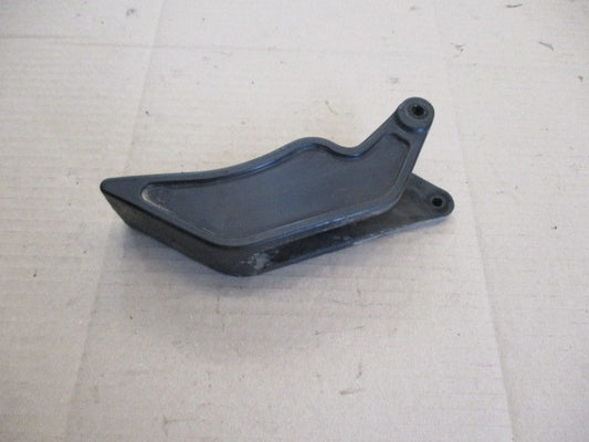 Guide chaîne pour Suzuki 125 DR - SF43B