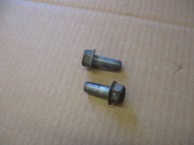 Vis de fixation cales pieds avant pour Yamaha 400 XJ - 4V7