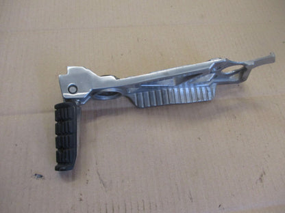 Platine cale pied arrière droite pour Yamaha 750 FZX - 2JE - 4AM