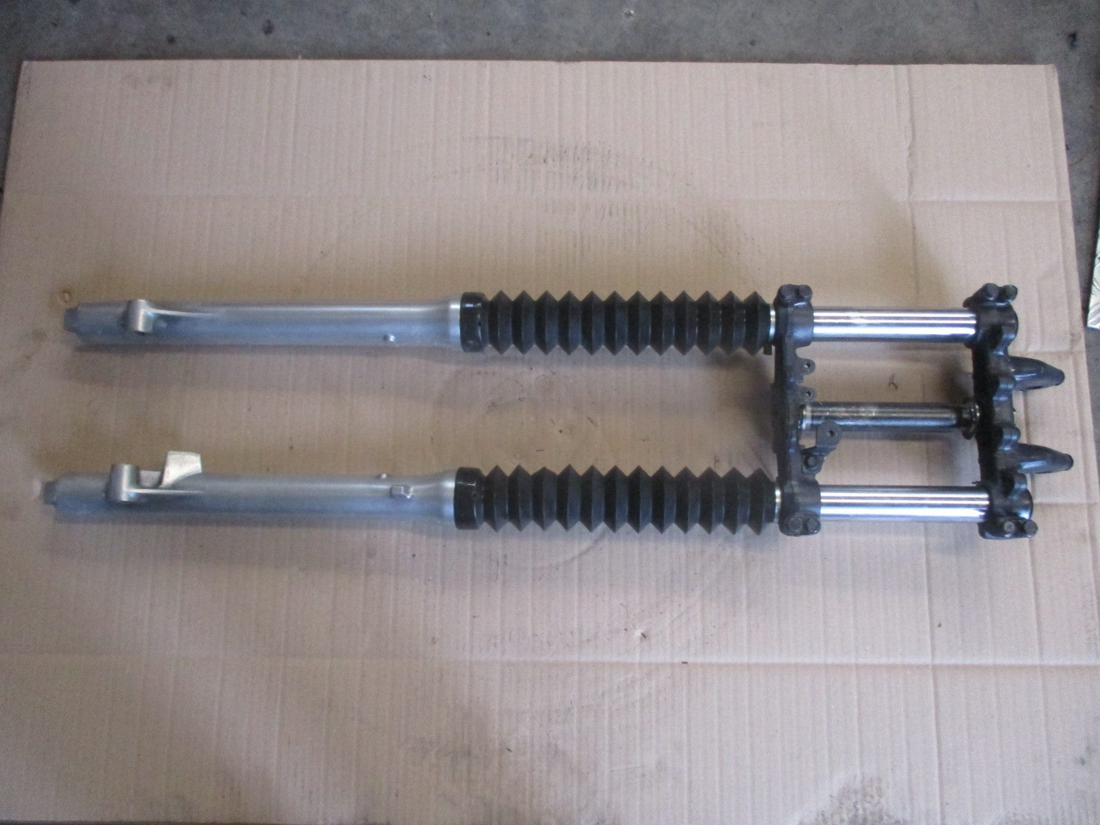 Fourche pour Yamaha 125 DTLC - 10V