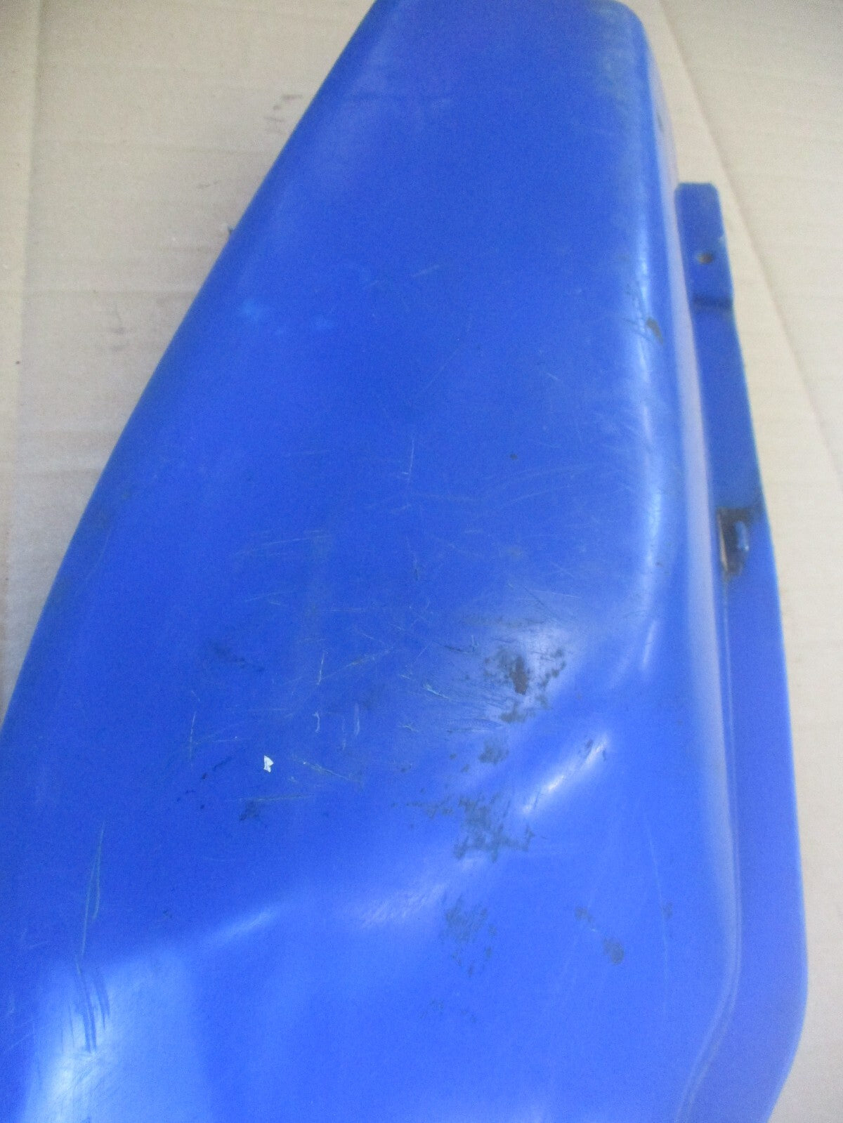 Cache latéral droit pour Yamaha 600 XTZ Super Ténéré - 3AJ
