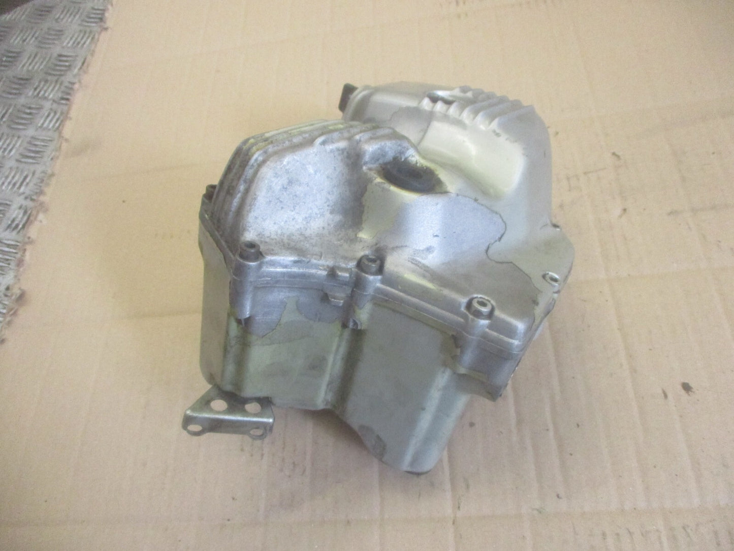 Réservoir d'huile + tuyauteries + fixations Yamaha 600 TTR - DJ01 - 1999