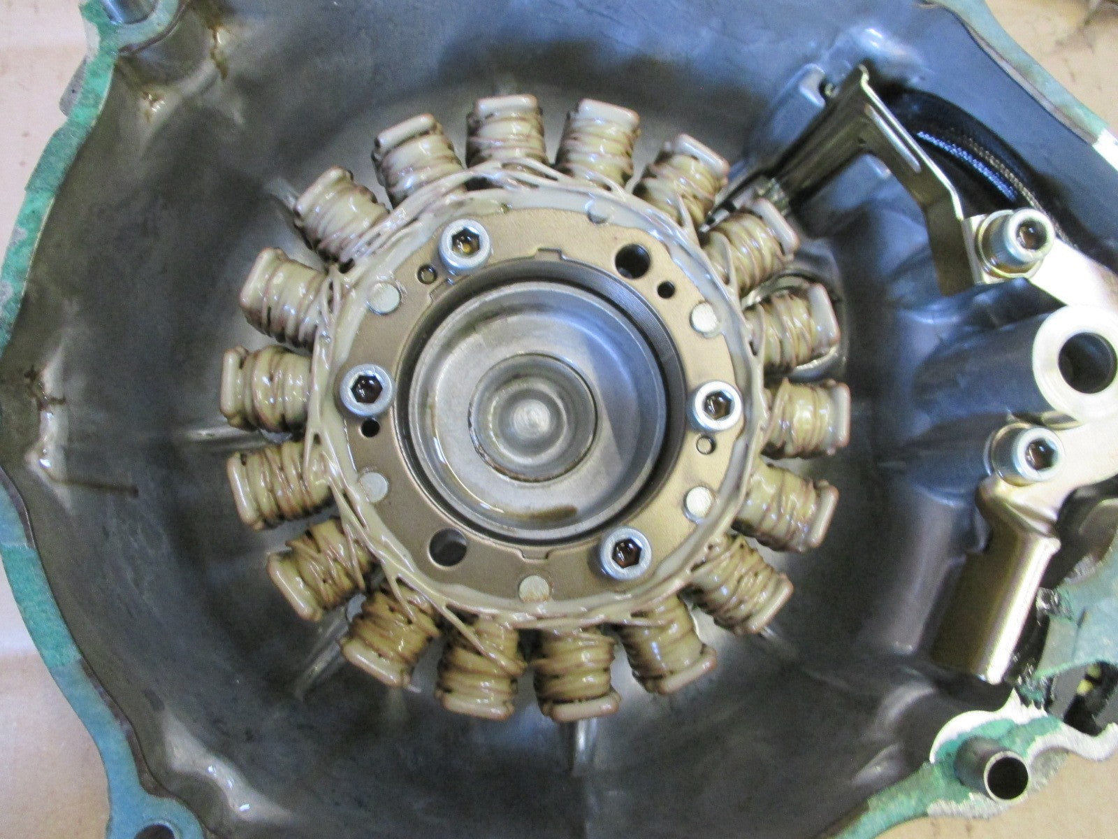 Stator + carter d'allumage pour Honda 600 VT C Shadow - PC21