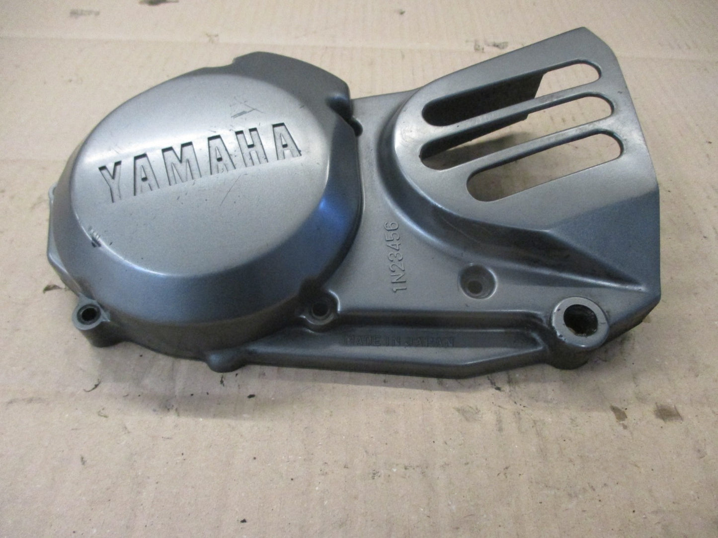 Carter d'allumage, cache pignon pour Yamaha 125 TZR - 2RL