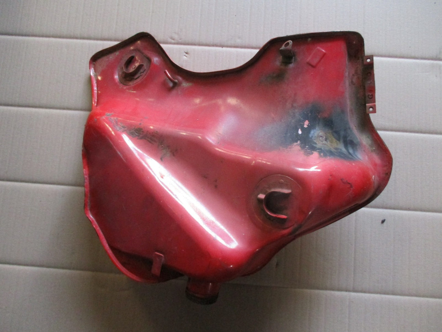 Réservoir droit et gauche pour Suzuki 750 DR - 800 DR - SR41 - SR42A
