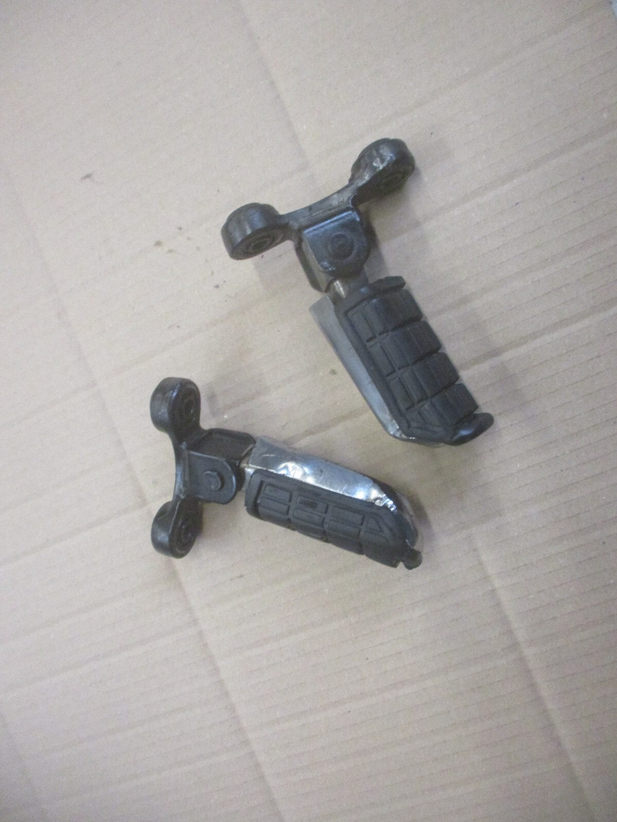Cales pieds avant pour Yamaha 750 FZX - 2JE - 4AM