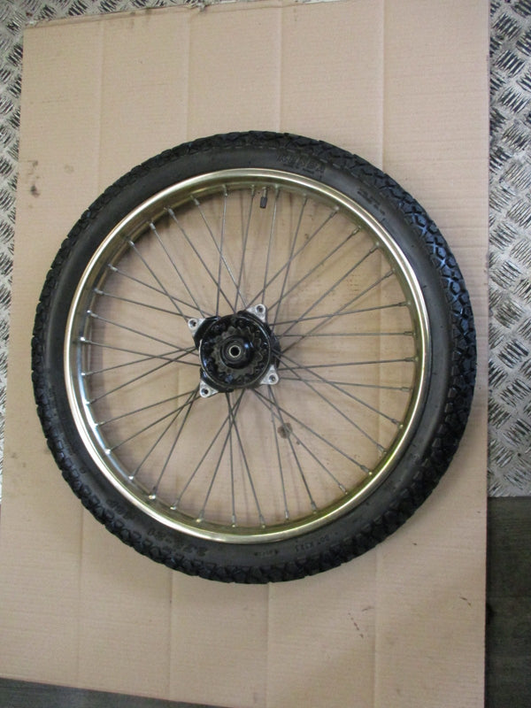 Roue avant avec pneu très peu roulé pour Suzuki 125 DR - SF43B
