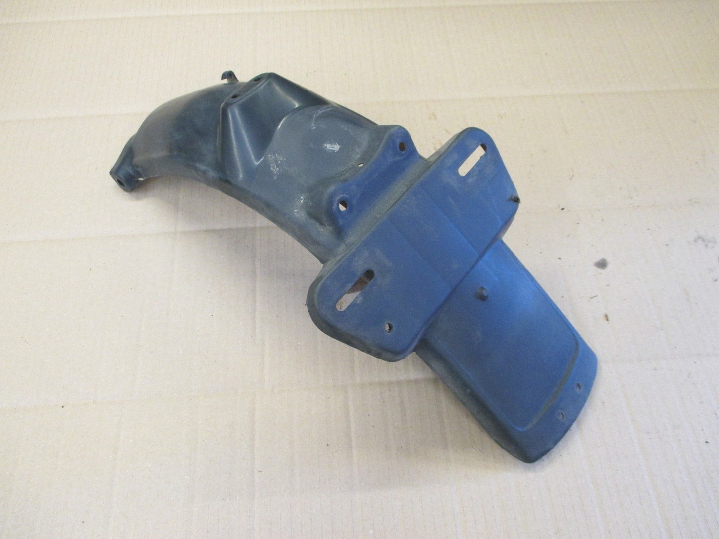 Bavette arrière pour Yamaha 125 DTLC - 10V