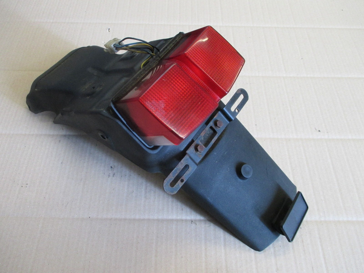 Bavette + feu arrière pour Yamaha 125 TDR modèle 3XD
