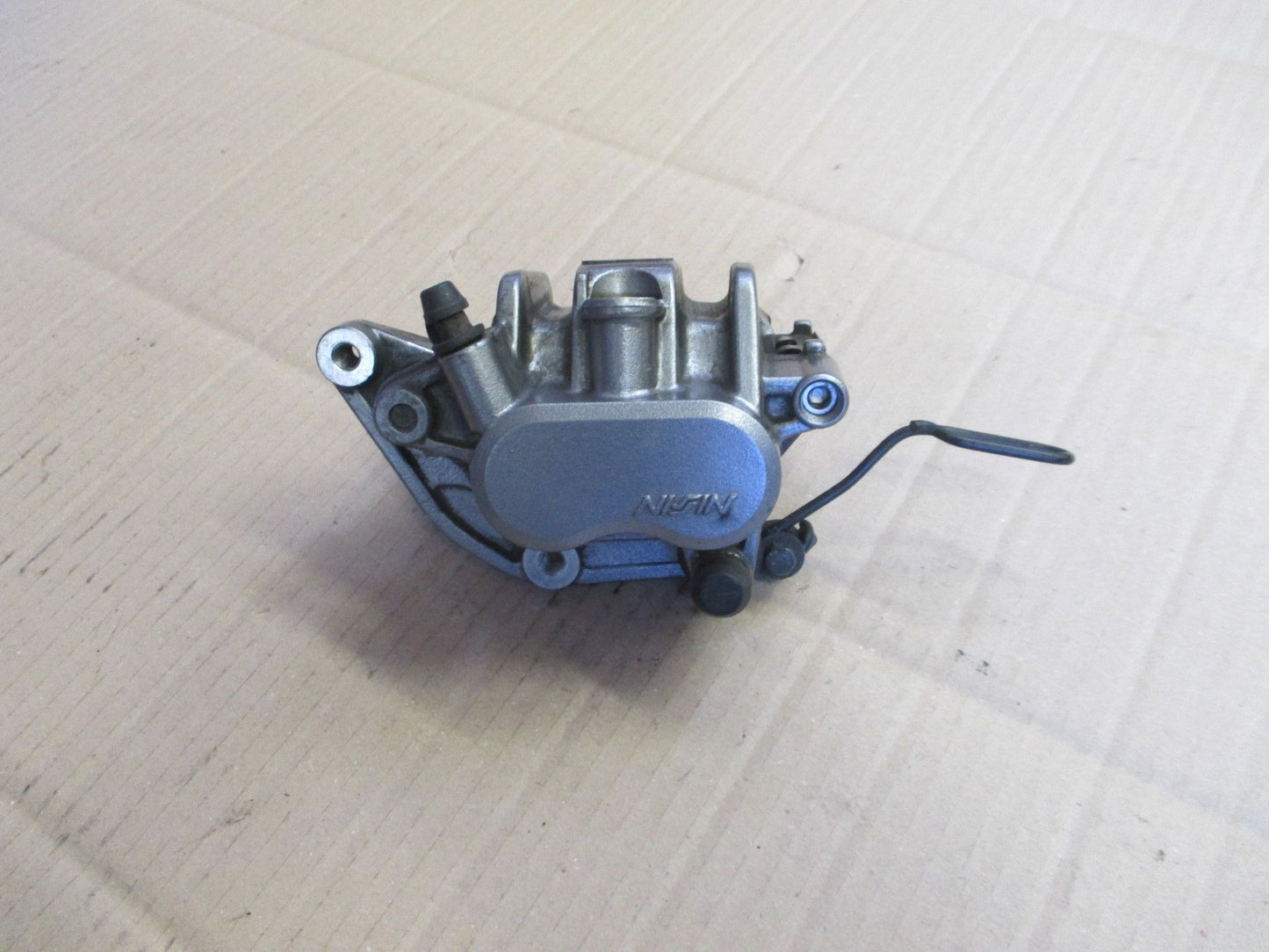 Etrier de frein avant pour Honda 650 NTV REVERE - RC33