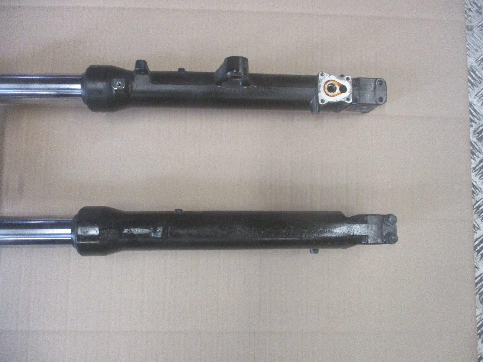 Fourche pour Honda 750 VFR - RC24 - Diamètre des tubes : 41 mm