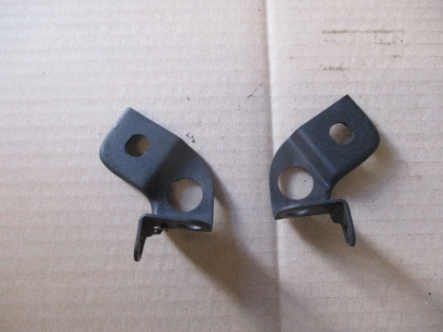 Pattes de clignotants avant pour Suzuki 125 DR - SF43B