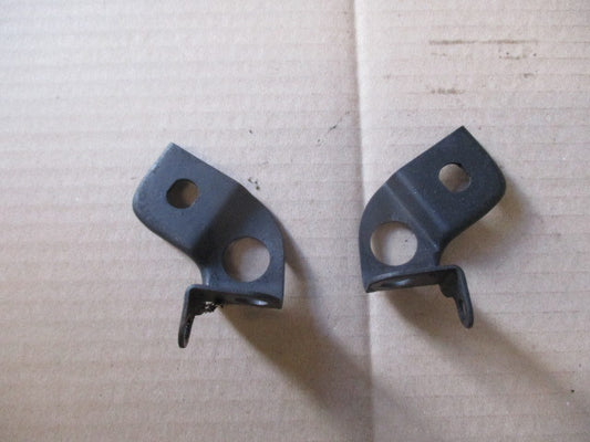 Pattes de clignotants avant pour Suzuki 125 DR - SF43B