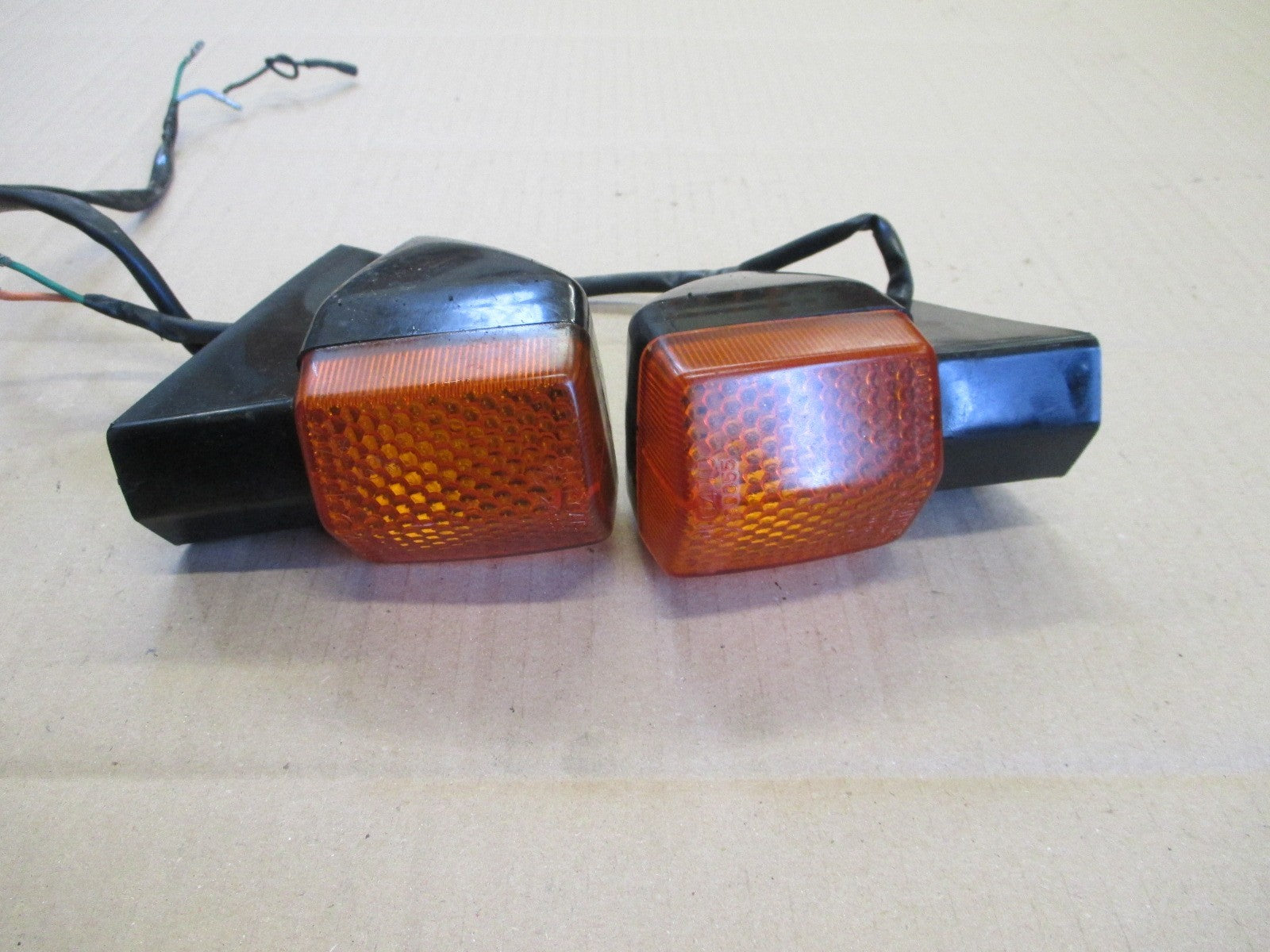 Clignotants arrières pour Honda 750 VFR - RC24 - 1988 / 1989