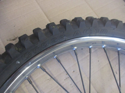 Roue avant avec pneu MICHELIN très peu roulé pour Yamaha 125 DTR - DTRE