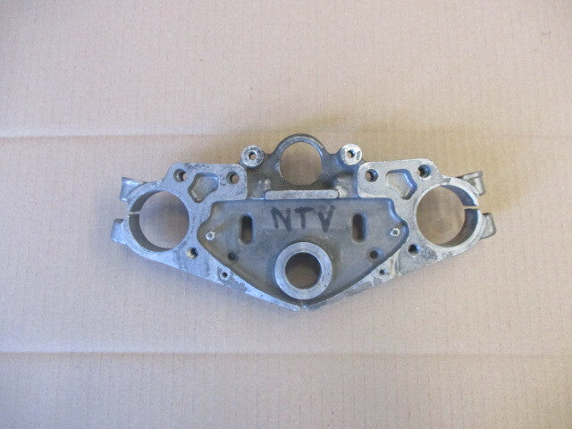 Té supérieur de fourche pour Honda 650 NTV REVERE - RC33