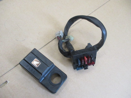 Bloc fusibles + diode + entourage de nieman pour Honda 600 Transalp - PD06