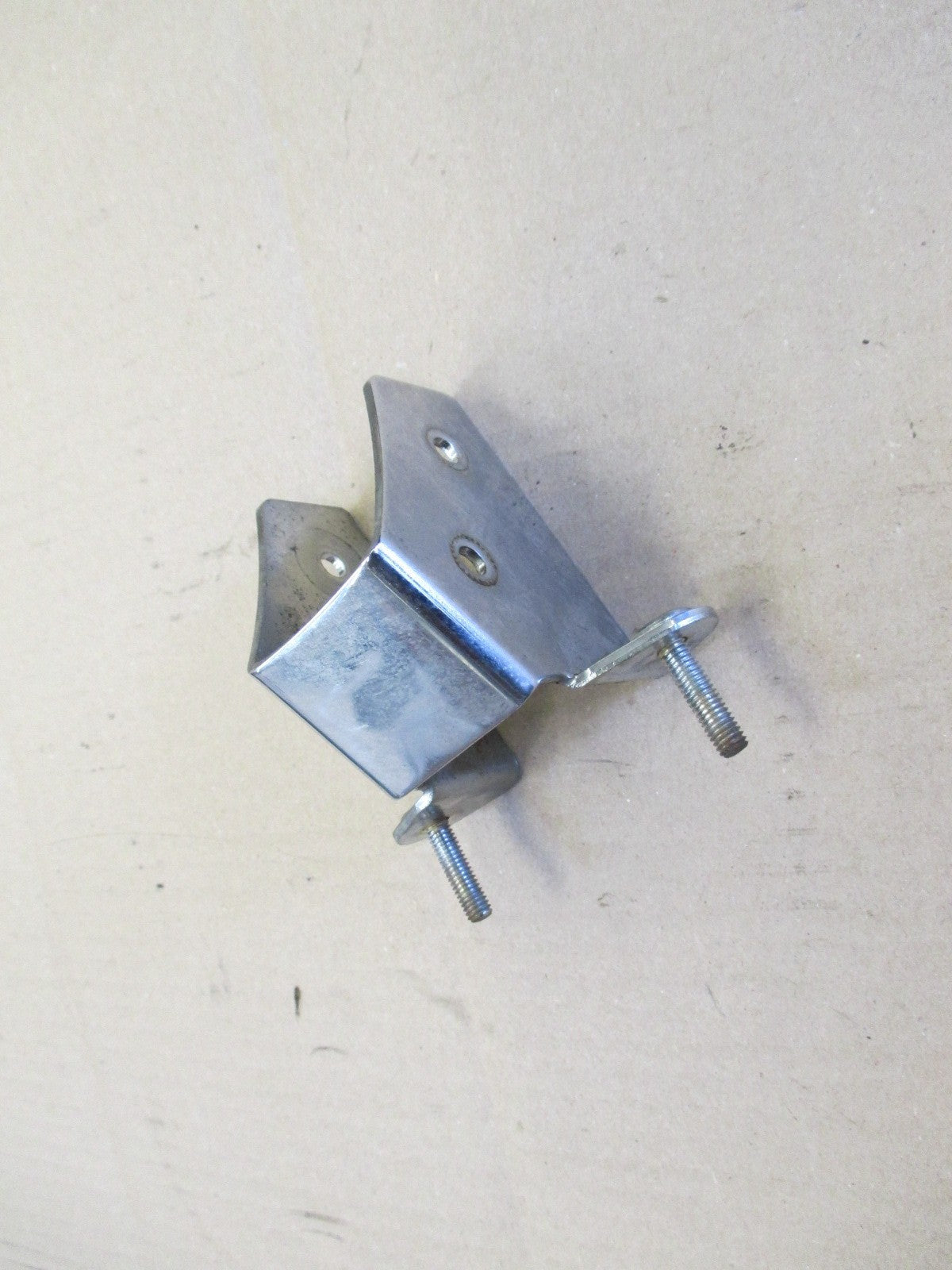Support inférieur de phare pour Honda 600 VT C Shadow - PC21