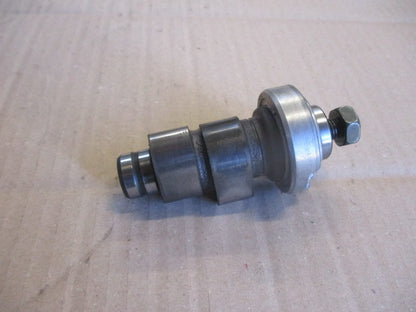 Arbre à cames Yamaha  125 TW - 125 XT - 125 SR - DE01 - DE054 - 12V - 3YU - 10F