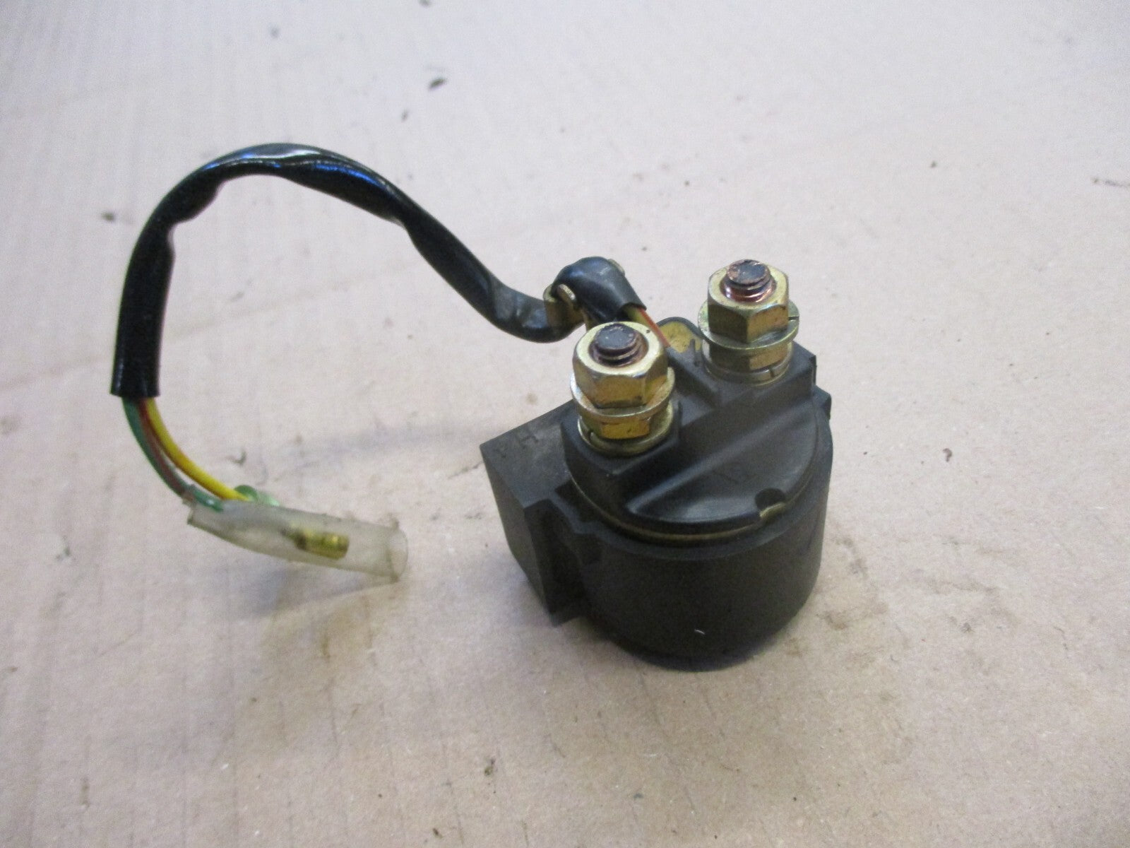 Relais de demarreur + caoutchouc pour Honda 125 CM - JC05