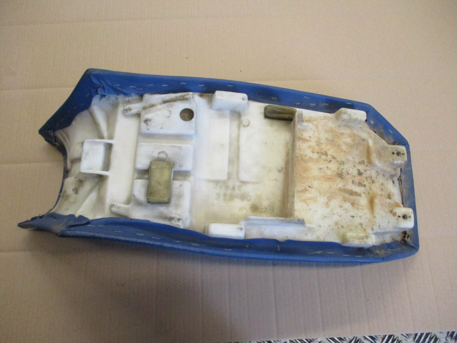 Selle rabaissée pour Yamaha 600 XTE - 3TB