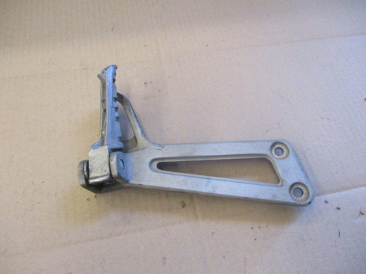 Cale pied arrière droit pour Yamaha 125 TDR 4FU / 5AE