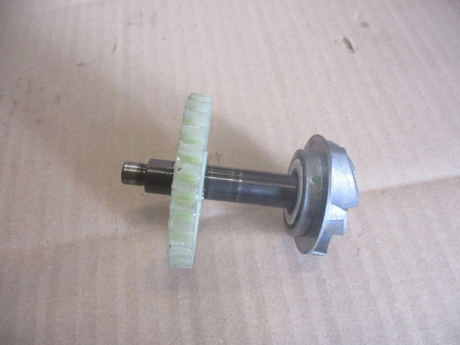 Rouet de pompe à eau + pignon d'entrainement pour Kawasaki 125 KMX - MX125B