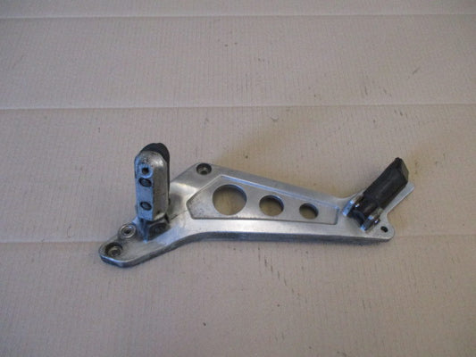 Platine cales pieds gauche pour Honda 650 NTV REVERE - RC33