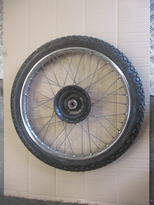 Roue avant - pneu METZELER très peu roulé Honda 125 XLR - JD04 - Frein à tambour