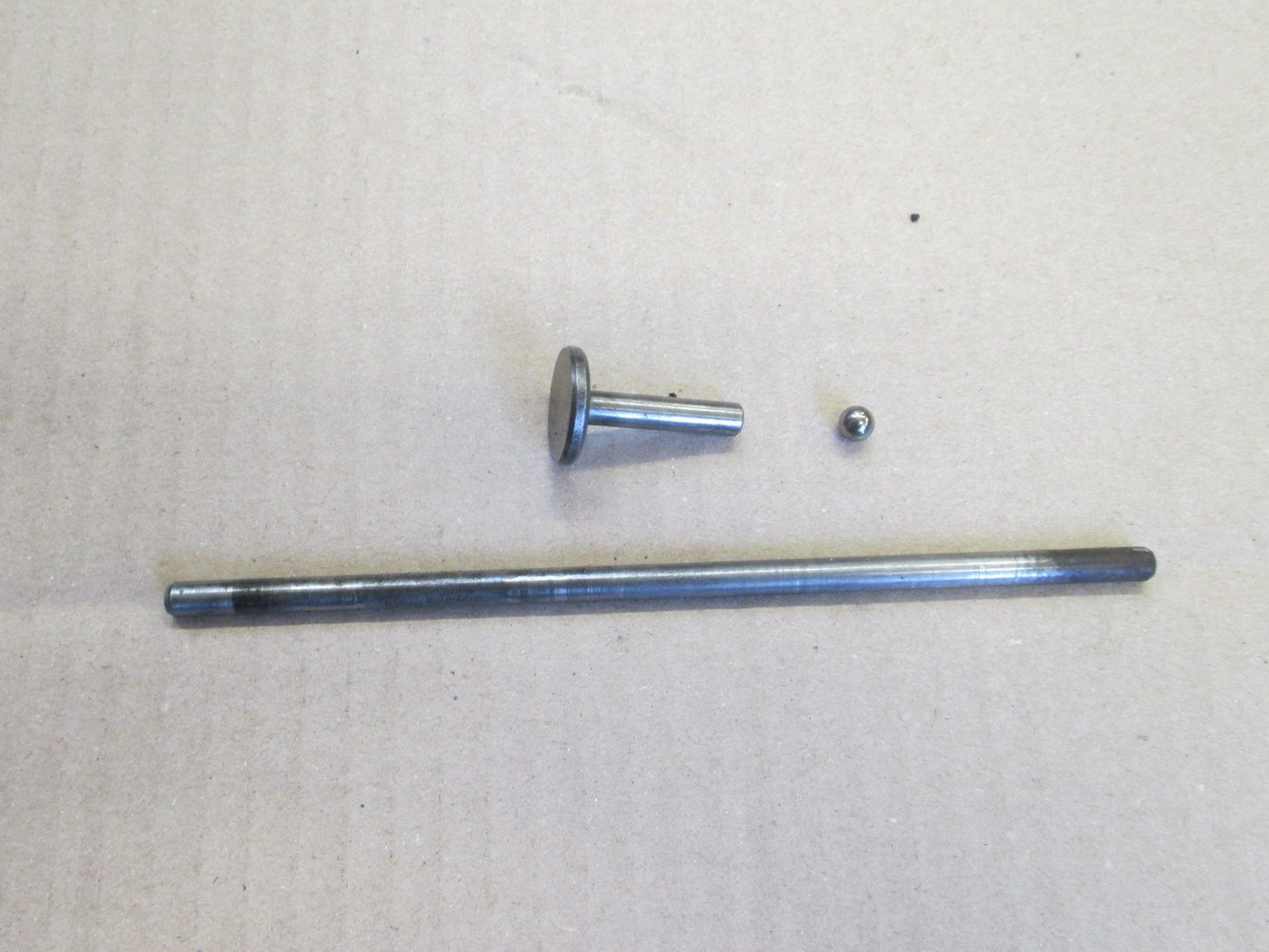 Poussoir + tige + bille de commande d'embrayage pour Kawasaki 125 KE - K1 - KS