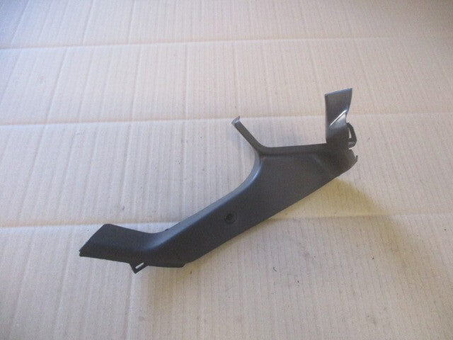 Entourage de compteur gauche pour Honda 125 CBF - JC40A