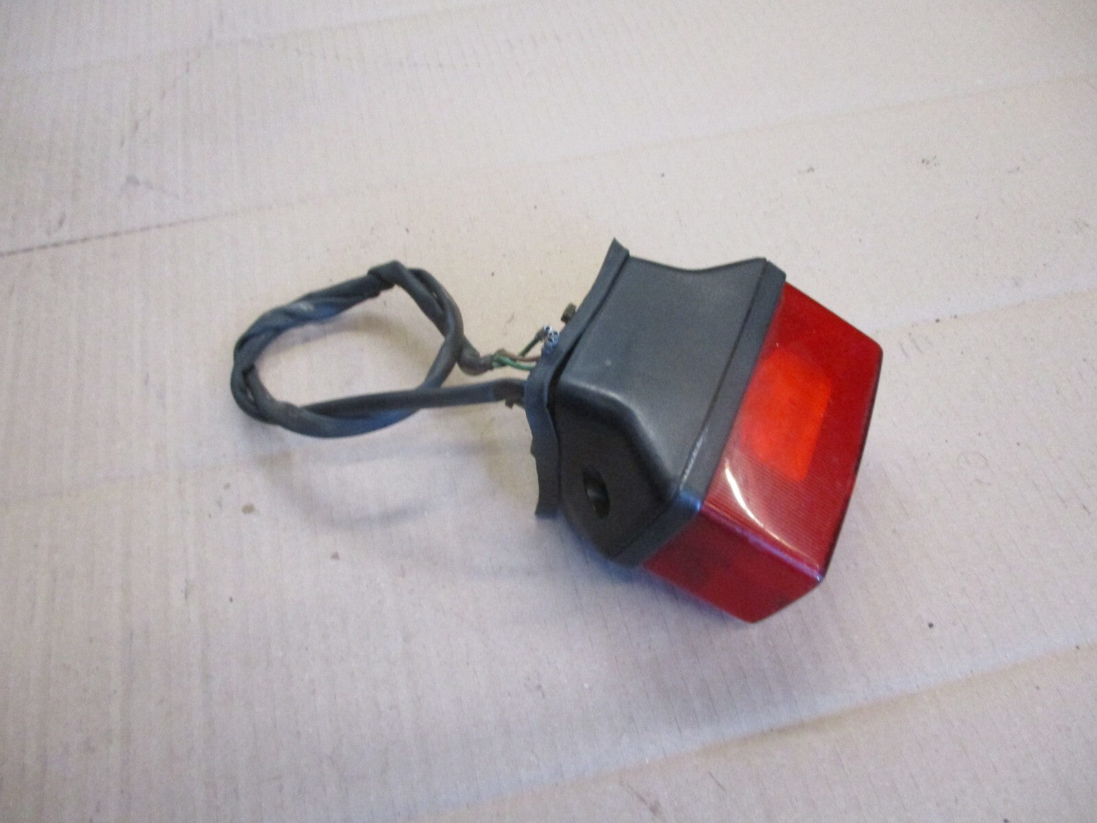 Feu arrière pour Honda 600 XLR - PD03
