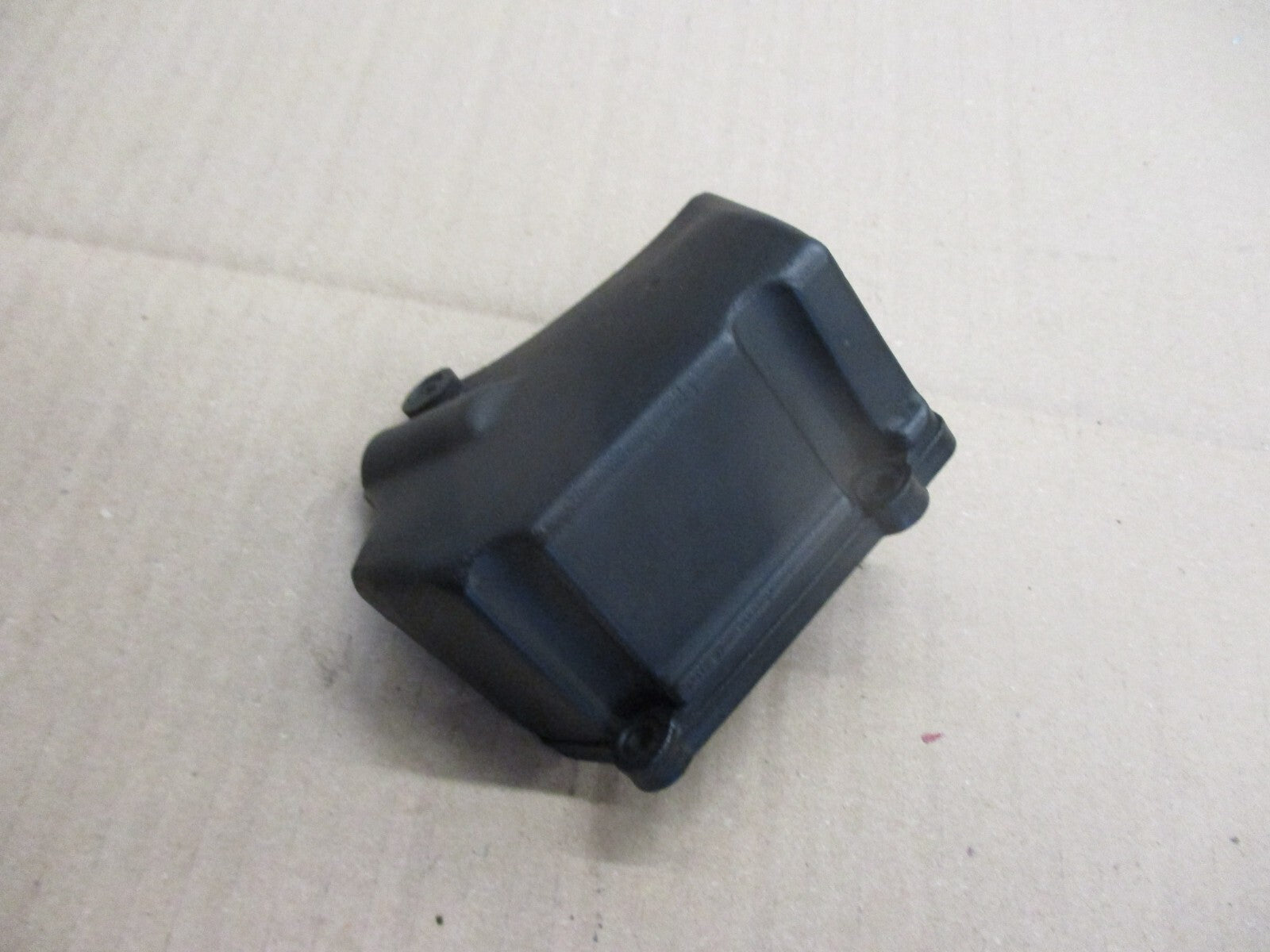 Cache pompe à huile pour Honda 125 MTX - JD05 - JD07