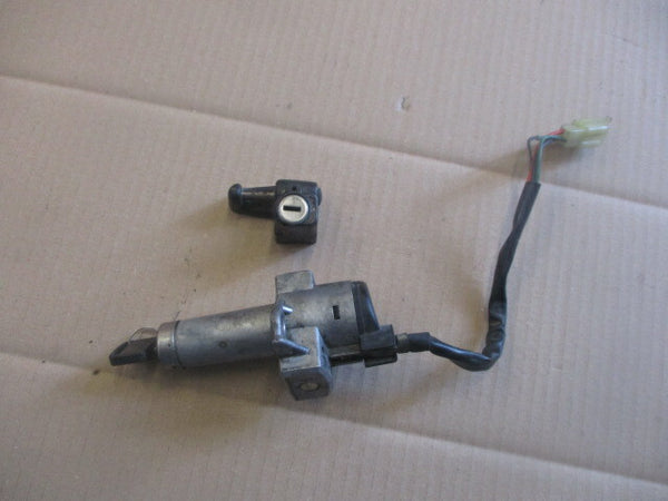 Nieman + serrure de casque pour Honda 500 XLR - PD02
