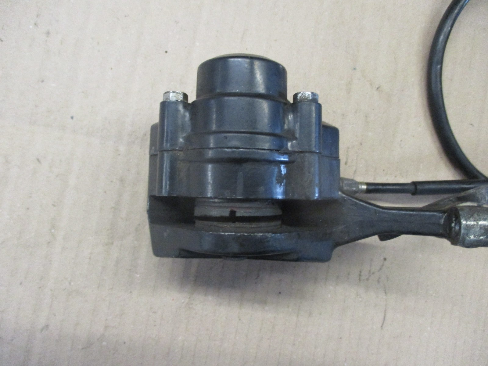 Etrier de frein avant + cable pour Honda 125 CBT - CB125T - 125 Twin