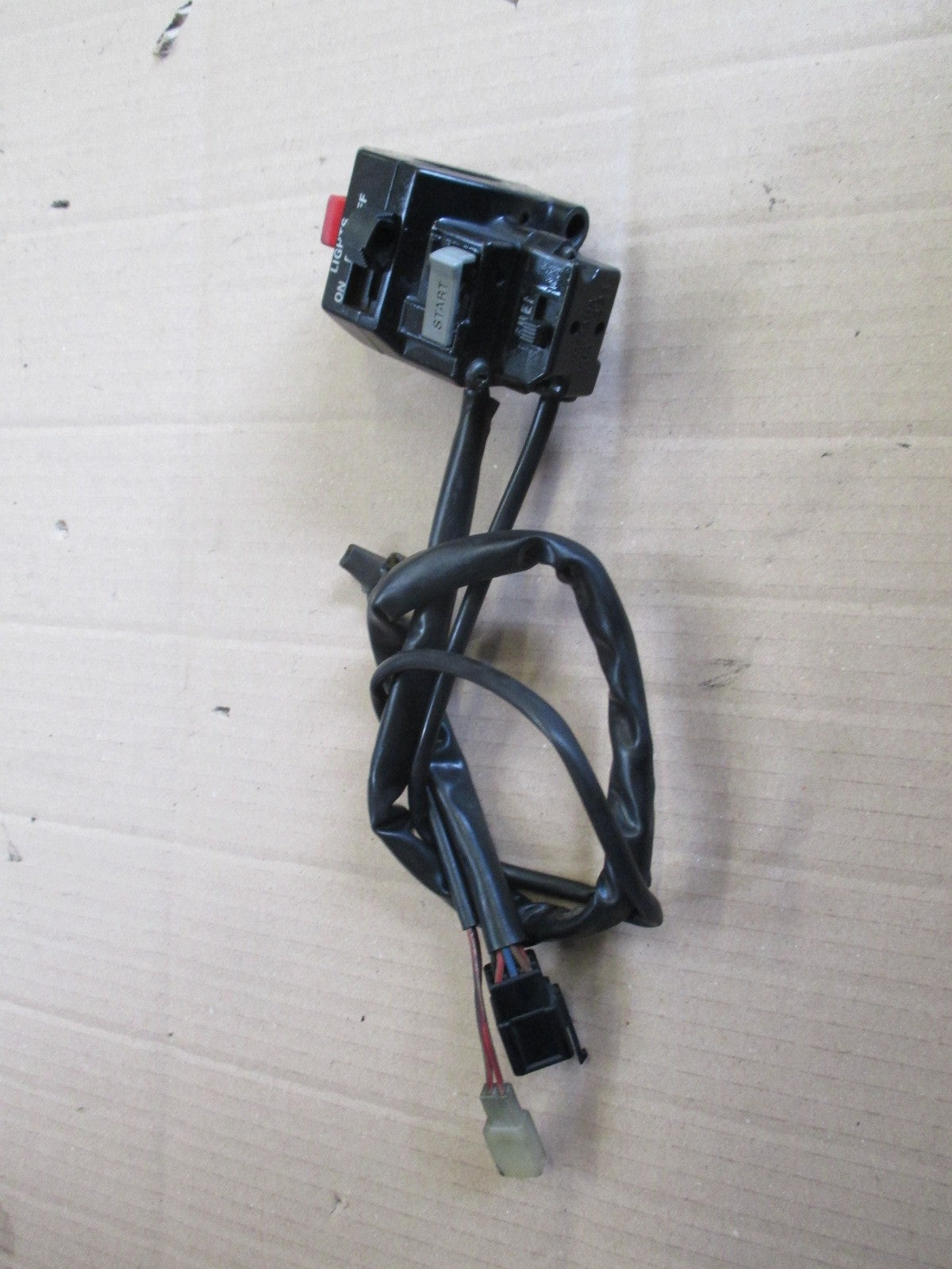 Cocotte droite pour Yamaha 750 FZX - 2JE