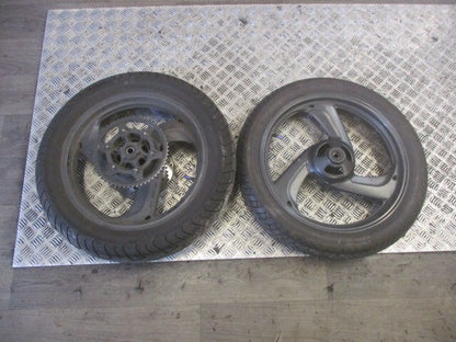 Roues avant + arrière pneu BRIDGESTONE très peu roulé Yamaha 125 TDR - 4FU - 5AE